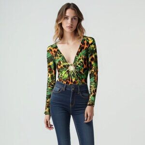 ❤️ MISSGUIDED Tropical Print Long Sleeve Top 8